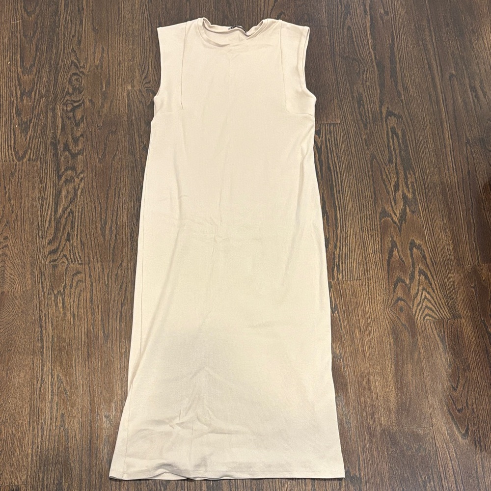 Zara Women’s Cream Midi Dress Size Small